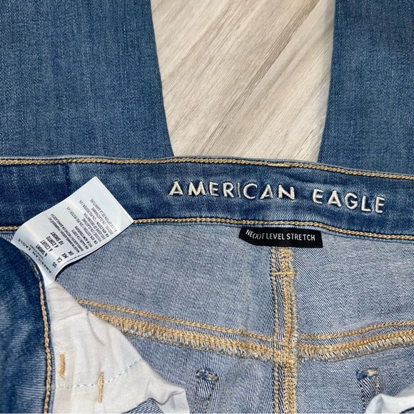 AMERICAN EAGLE Curvy hi-rise Jeans - Picture 2 of 2